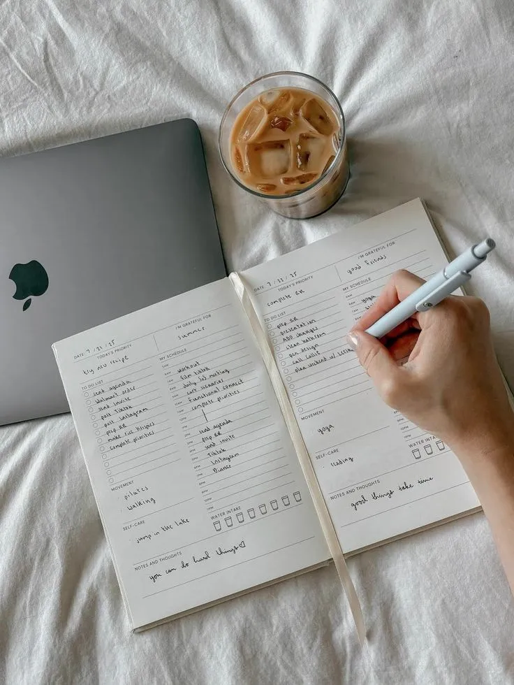 Community-inspired planner design elements